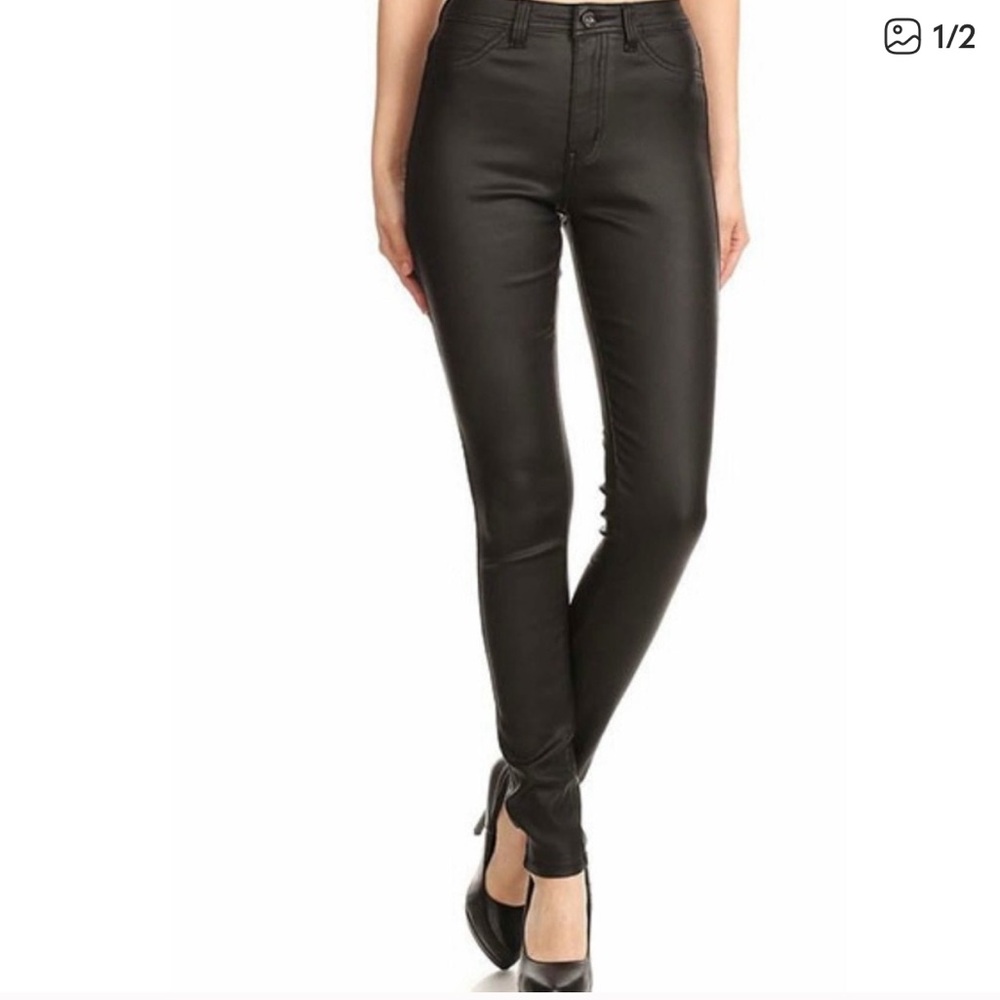 BLEU Women's Black Skinny Jeans